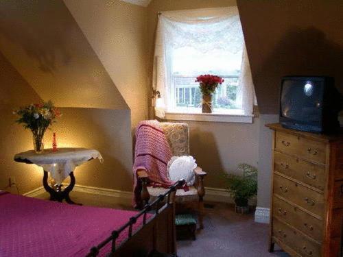 Antique Slumber Old Town Bed & Breakfast Niagara-on-the-Lake ภายนอก รูปภาพ